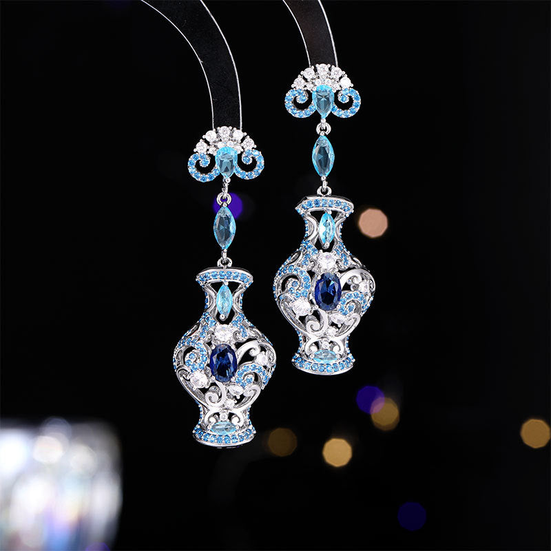 Light luxury new Chinese style ancient style three-dimensional earrings retro zircon inlaid high-end long blue and white porcelain dinner earrings