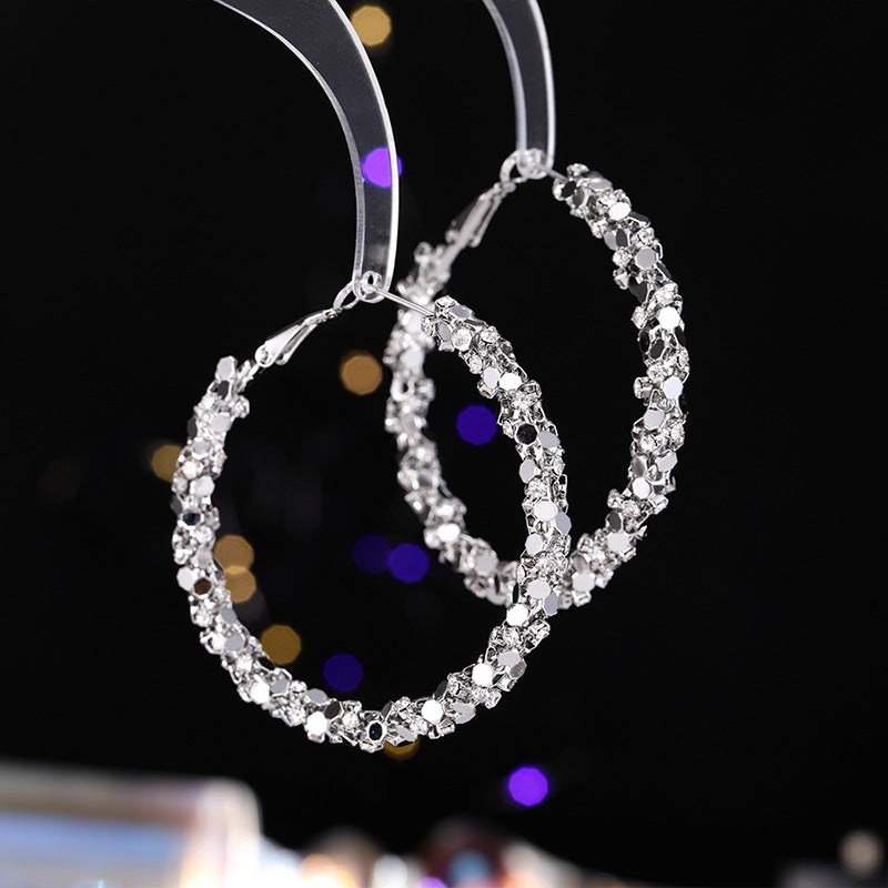 Fashionable temperament circle earrings