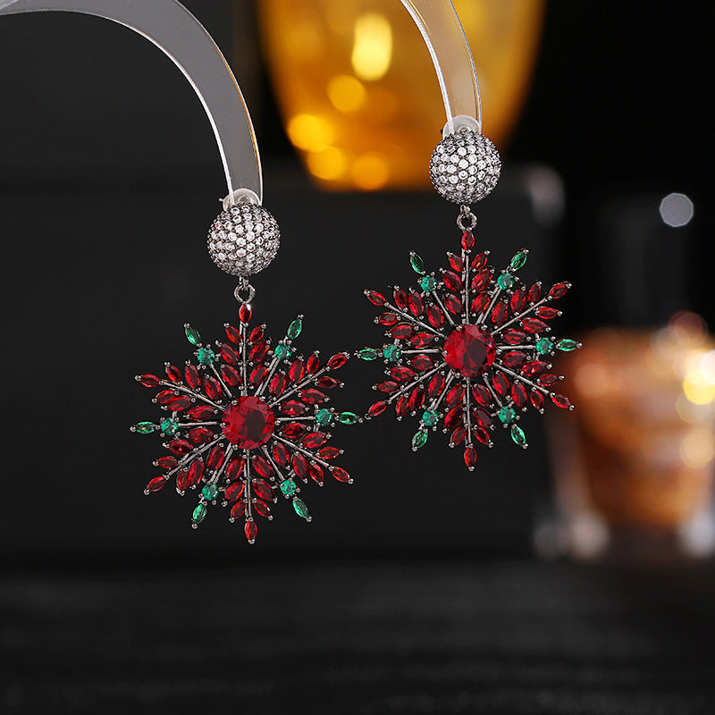 Fashionable temperament light luxury high-end Christmas snowflake earrings